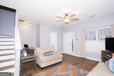 Welcome home to Snapfinger Manor in a quiet gated community east - photo 3