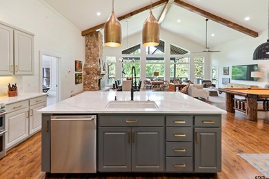 Gorgeous, Like-New 3-Bedroom, 3-Bath Lake Home with Open Living - photo 12