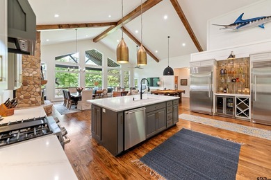 Gorgeous, Like-New 3-Bedroom, 3-Bath Lake Home with Open Living - photo 18