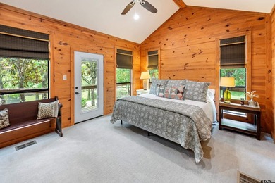 Gorgeous, Like-New 3-Bedroom, 3-Bath Lake Home with Open Living - photo 35