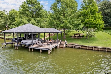 Gorgeous, Like-New 3-Bedroom, 3-Bath Lake Home with Open Living - photo 45