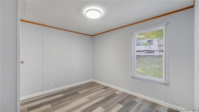 Completely refreshed and move-in ready, this beautifully - photo 11