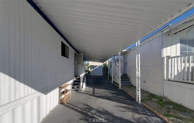 Welcome home to this well-maintained 3-bedroom, 2-bathroom - photo 16