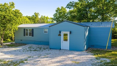 Completely refreshed and move-in ready, this beautifully - photo 19
