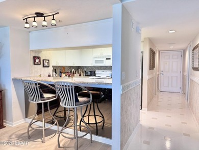 Direct oceanfront PENTHOUSE in the luxurious condominium of - photo 22