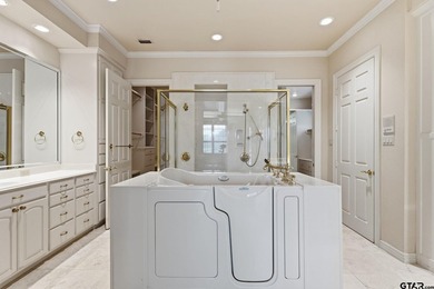 This extraordinary estate is located in the gated community of - photo 25