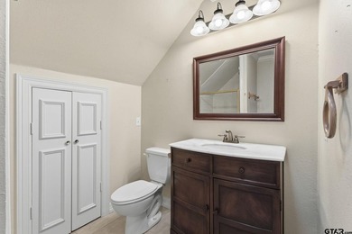 This extraordinary estate is located in the gated community of - photo 38