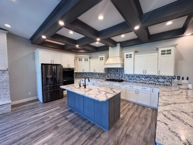 Luxury lakefront living meets exceptional - photo 6