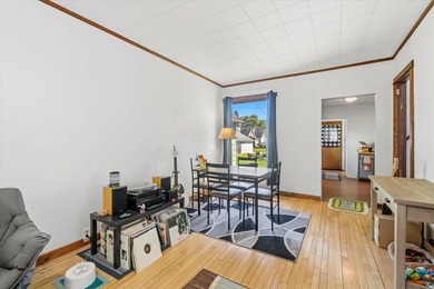 Additional listing photo 3