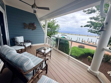 Wake up to breathtaking views of the Chincoteague Channel from - photo 3