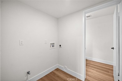 Beautifully Updated 3-Bedroom Home in Prime Torrance Location! - photo 16