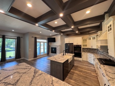 Luxury lakefront living meets exceptional - photo 9