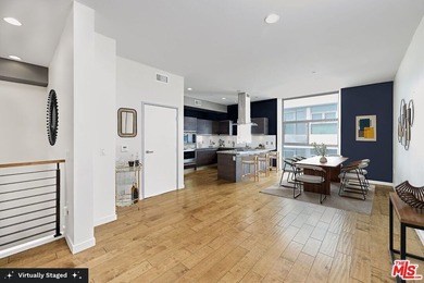 Enjoy beachside living in this bright and spacious two-story, 3 - photo 7