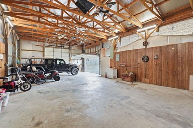 Live where the music plays! This 1,486 sq ft, 3-bedroom, 3-bath - photo 11