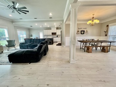 Impeccably maintained & completely move-in ready, this stunning - photo 11