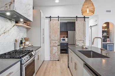 Lake life done right! This 3 bedroom, 2 bathroom custom home at - photo 14