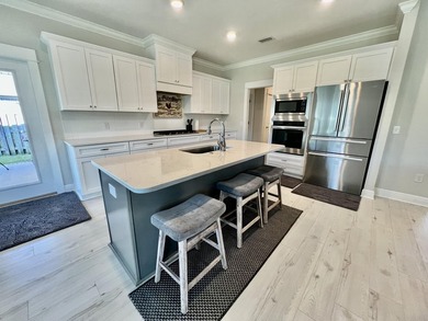 Impeccably maintained & completely move-in ready, this stunning - photo 15
