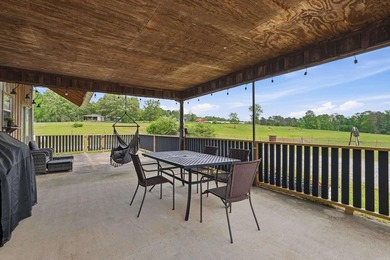Live where the music plays! This 1,486 sq ft, 3-bedroom, 3-bath - photo 16