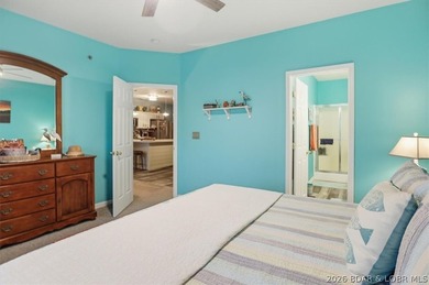 Cute, updated, and completely move-in ready-just bring your - photo 18