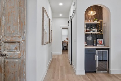 Lake life done right! This 3 bedroom, 2 bathroom custom home at - photo 18