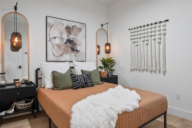 Lake life done right! This 3 bedroom, 2 bathroom custom home at - photo 26