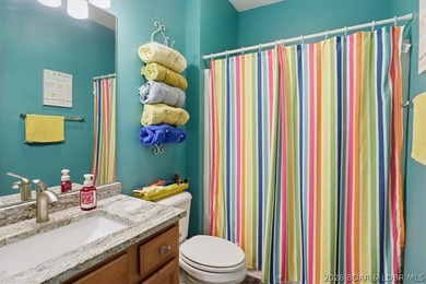 Cute, updated, and completely move-in ready-just bring your - photo 27