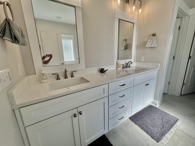 Impeccably maintained & completely move-in ready, this stunning - photo 27