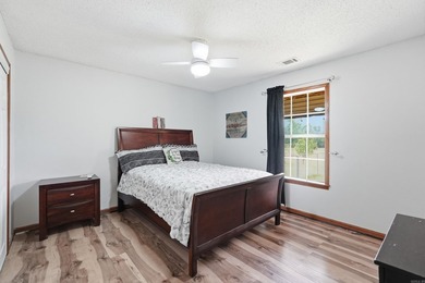 Live where the music plays! This 1,486 sq ft, 3-bedroom, 3-bath - photo 31