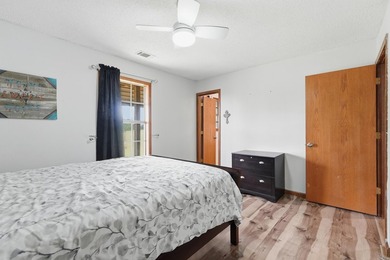 Live where the music plays! This 1,486 sq ft, 3-bedroom, 3-bath - photo 32