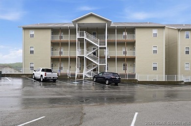 Cute, updated, and completely move-in ready-just bring your - photo 37