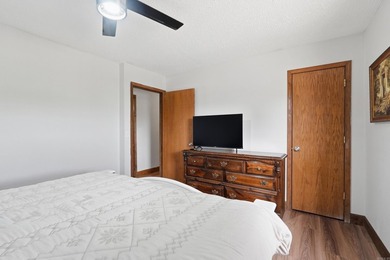 Live where the music plays! This 1,486 sq ft, 3-bedroom, 3-bath - photo 39
