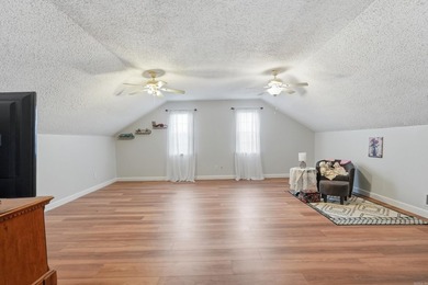 Live where the music plays! This 1,486 sq ft, 3-bedroom, 3-bath - photo 42