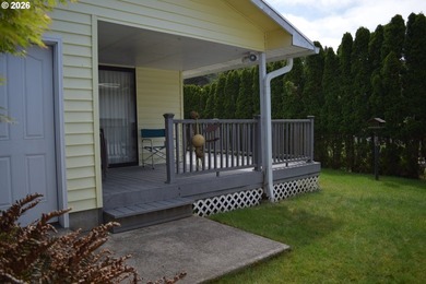 Low maintenance 0ne level home with Shop on three lots in quiet - photo 6