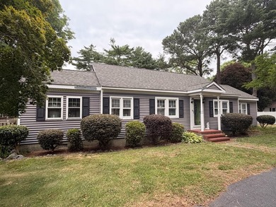 Welcome home to this beautifully updated 3-bedroom, 2-bath - photo 4