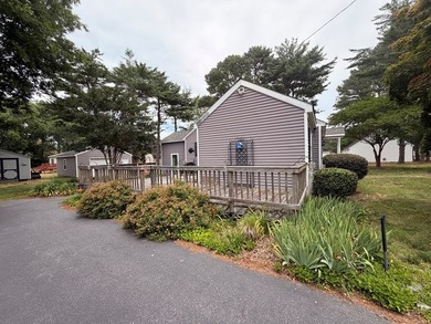 Welcome home to this beautifully updated 3-bedroom, 2-bath - photo 7