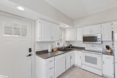 Step into timeless elegance with this beautifully restored 1890 - photo 16
