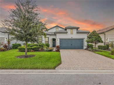 Lake Home For Sale in Fort Myers, Florida