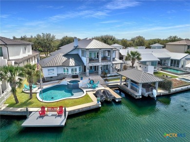 Lake LBJ Home For Sale in Horseshoe Bay Texas