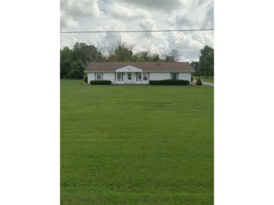 Price Reduced
Ranch home on two lots in Holiday Lakes - photo 2