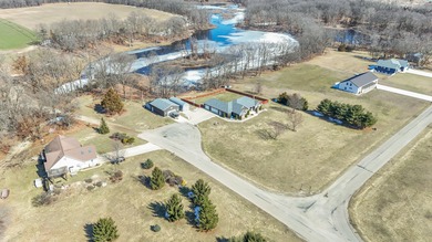 Outstanding 4 Bed, 3 1/2 Bath Walk-out Ranch on 4.18 acres with - photo 11