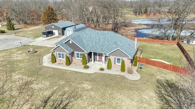 Outstanding 4 Bed, 3 1/2 Bath Walk-out Ranch on 4.18 acres with - photo 15