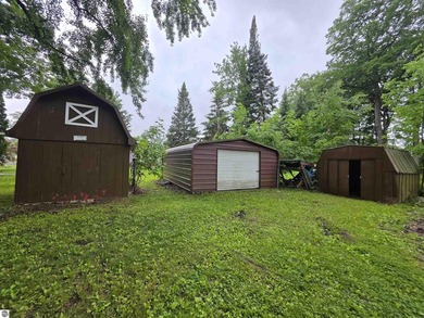 Lake Access to South Dease Lake. Well maintained 3 bedroom home - photo 19