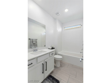 Welcome the exclusive guard-gated Lennar Heritage at Stonebridge