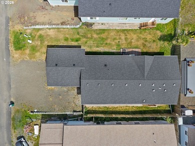 Tucked away in a quiet Rockaway Beach neighborhood near Lake - photo 10