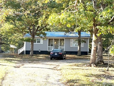 (private lake, pond, creek) Home For Sale in Bismarck Missouri