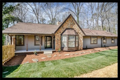 Lake Hartwell Home For Sale in Seneca South Carolina