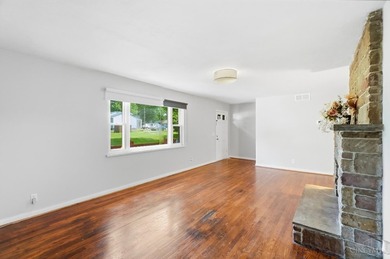 Welcome home to 417 Davis Ln. This well maintained brick ranch - photo 14