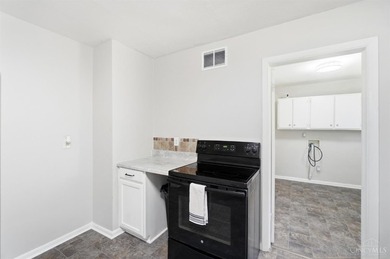 Welcome home to 417 Davis Ln. This well maintained brick ranch - photo 21