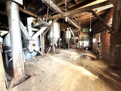 Step into a property full of charm and possibility. This - photo 21