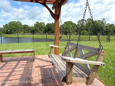 Waterfront luxury meets everyday comfort in this timeless, 5 - photo 23